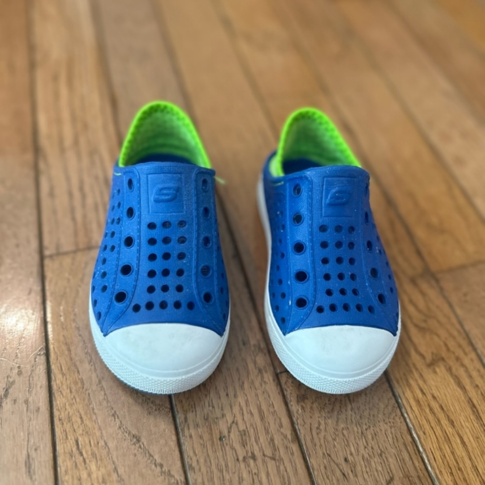Sketchers Water Shoes Toddler Size 7 Blue and Green